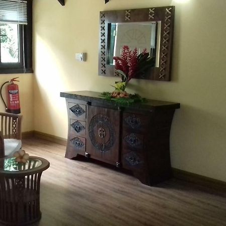 Appartamento Shay Lyah Self Catering Victoria Esterno foto