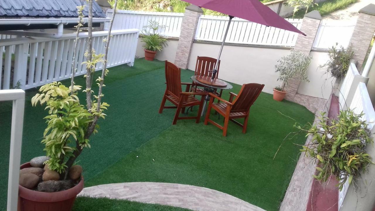 Appartamento Shay Lyah Self Catering Victoria Esterno foto